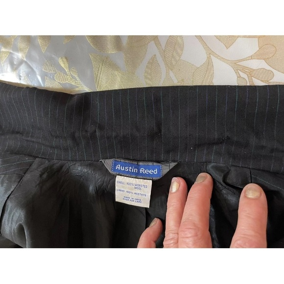 Austin Reed Womens Blazer Jacket  Size 8 100% Worsted Wool Gray - Picture 8 of 9